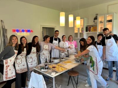 Bologna: In-Home Italian Pasta Making Workshop with Wine