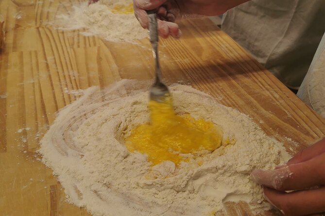 Bologna on the plate, Cooking Class with Alessia - Alessia’s teaching style and home setting