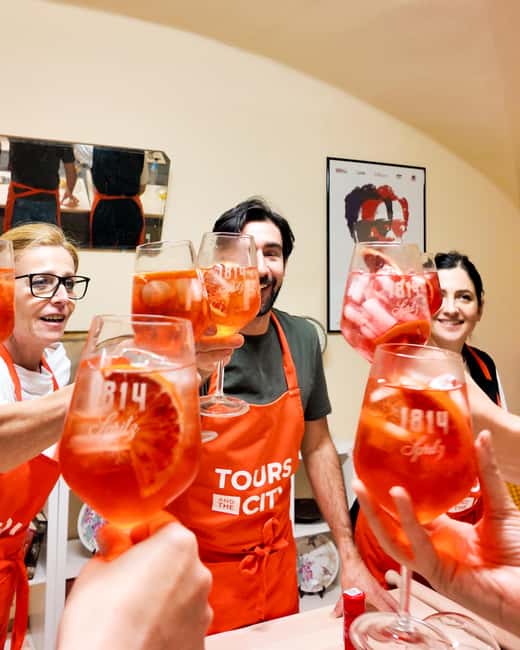 Bologna: Pasta Cooking Class, Ragu, Spritz, Wine & Gelato - The Setting, Meeting Point, and Practical Details