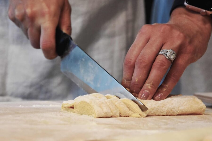 Bologna : Pasta Making With Local Chef + Wine - What the small group means in practice
