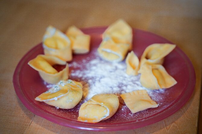 Bologna: Tagliatelle & Ragù Home Cooking Class with wine - Rolling pasta the Bolognese way
