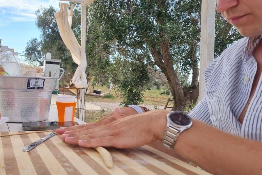 Brindisi: Cooking Class and Tasting in the Olive Grove - Mixing dough and shaping your first orecchiette