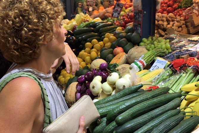 Budapest Market Tour & Home Cooking Class with local Chef & Guide - Why this Budapest food class works