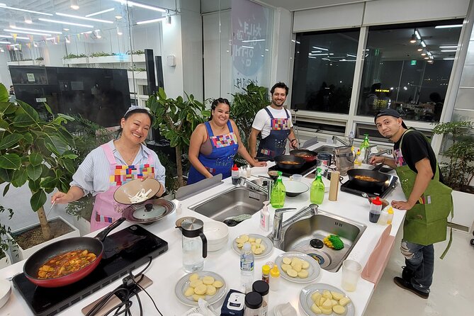 Busan Tailored Korean cooking class (Vegan OK)with market tour - Starting near Seomyeon and entering Bujeon Market