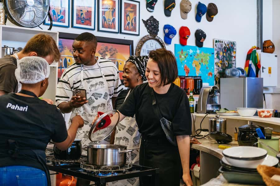 Cape Town: Authentic African Cuisine Cooking Experience - A Welcome With African Drinks and Snacks