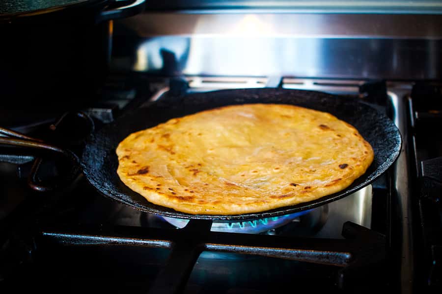 Cape Town: Cape Malay Cooking Class in Bo-Kaap - Making samosas, chilli bites, and flatbread