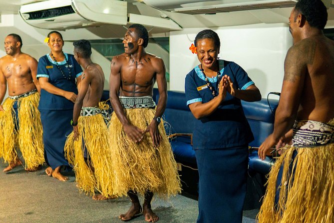 Capt Cook Cruises Super Saver Combo: Day Sail + Dinner Cruise - Who will enjoy this package most?