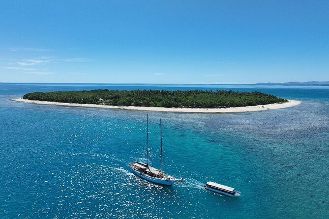 Capt Cook Cruises Super Saver Combo: Day Sail + Dinner Cruise - Lunch, tea and drinks included