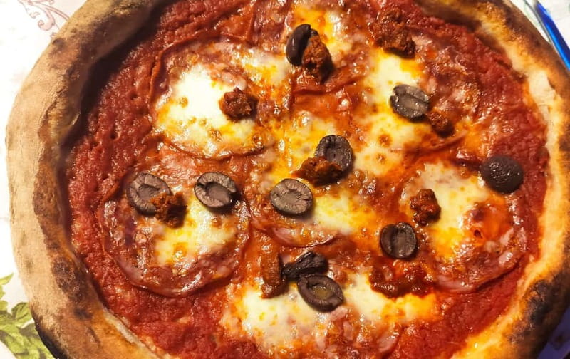 Catania: Pizza Cooking Class - Why the eight-person limit is useful