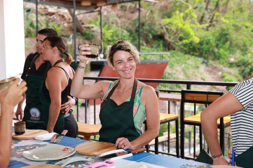 CatBa: Authentic Vietnam Cooking Class and local market tour - What the small group changes