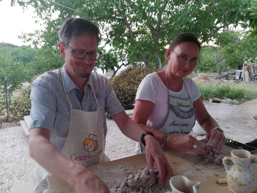 Ceglie Messapica: Orecchiette Pasta Making Class with Meal - Meeting Simona and getting started
