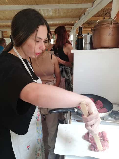 Ceglie Messapica: Orecchiette Pasta Making Class with Meal - Preparing two or three sauces