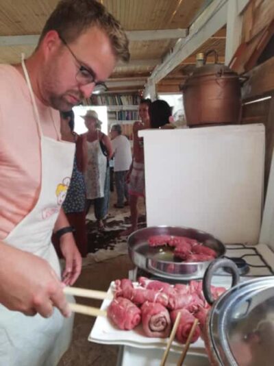 Ceglie Messapica: Orecchiette Pasta Making Class with Meal