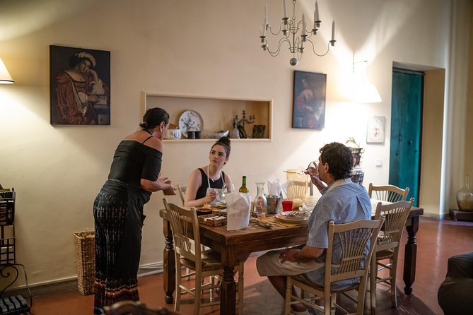 Cesarine: Dining & Cooking Demo at Local's Home in Bari - Key points at a glance