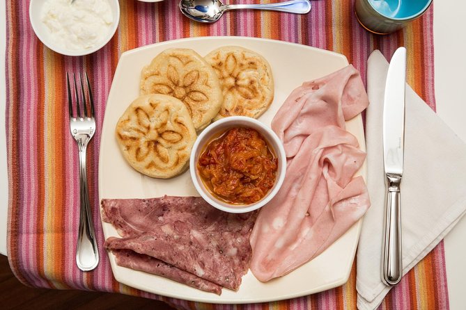 Cesarine: Dining & Cooking Demo at Local's Home in Bologna - Why a home meal suits Bologna