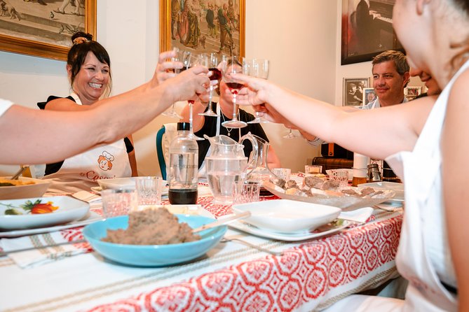 Cesarine: Home Cooking Class & Meal with a Local in Varenna - Why the view and home setting matter