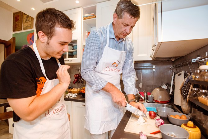 Cesarine: Market Tour & Home Cooking Class in Catania - Starting at 10:00 am in Catania