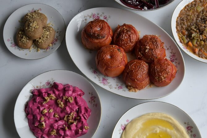 Chania Cooking Class in Crete with rustic, delicious and homely Cretan food! - The apartment setting, comfort versus rustic charm