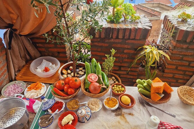 Chefchaouen Private Cooking Class with Mountain View - How the timing and meeting point work
