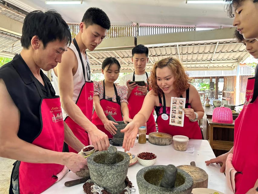Chiang Mai: Asia Scenic Thai Cooking School - The farm option adds useful context