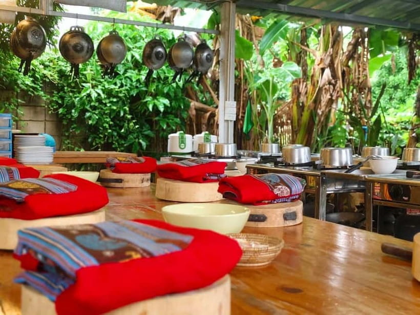 Chiang Mai: Cooking Class, Market & Thai Herbs Garden Tour - What the $31 price includes