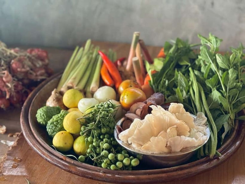 Chiang Mai: Cooking Class with Market and Pickup - Key points at a glance