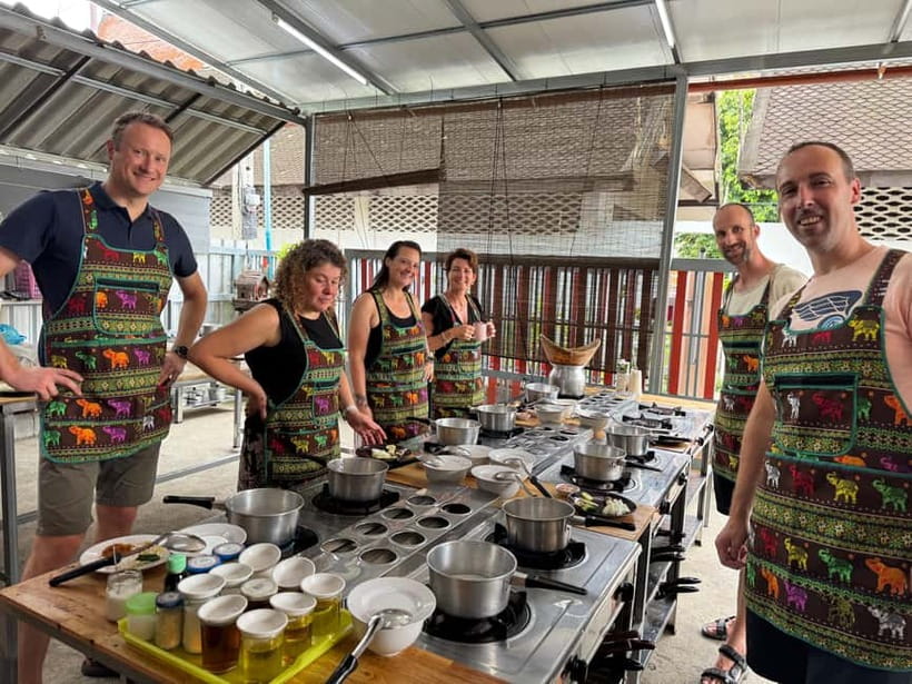 Chiang Mai: Cooking Class with Market and Pickup - Why $25 is a strong deal