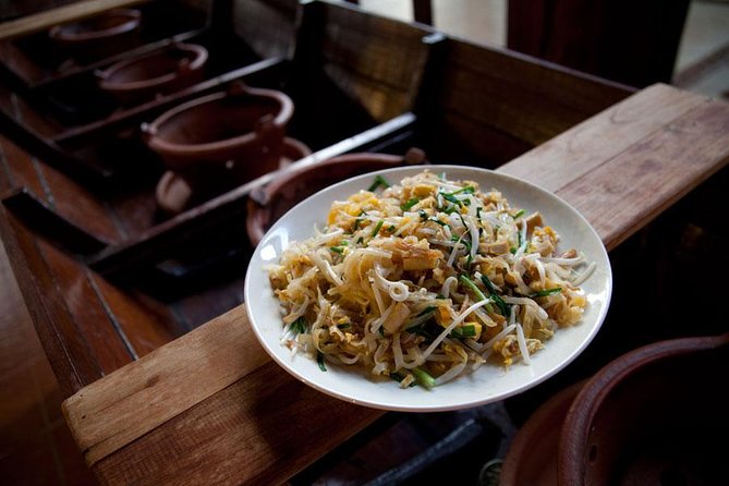 Chiang Mai Home Cooking Class with Garden Tour & Hotel Transfers - What the strongest praise focuses on