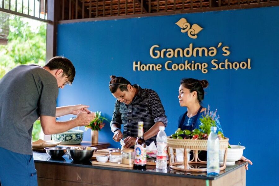 Chiang Mai: Local Northern Thai Cooking Class at Grandma's - Charcoal, banana leaves, and old kitchen tools