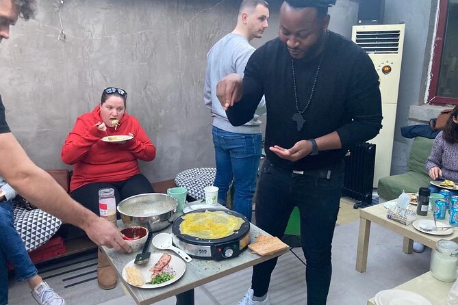 China's Favourite Street Food Cooking Workshop - Getting to the hutong meeting point