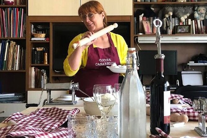 Colorful Pasta Tagliatelle and Ravioli Cooking Class near Arezzo - Turning spinach and beetroot into fresh pasta