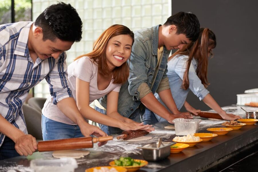Como: Premium Pizza-Making Class at a Pizzeria - Building a Margherita with room for your own ideas