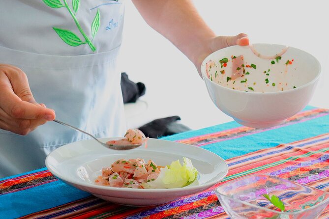 Cook an Authentic Ceviche And Peruvian Pisco Sour! - The Pisco Sour lesson starts with balance