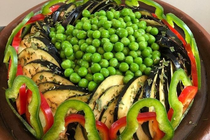Cook Moroccan Food & Try on Traditional Clothes like a local - Four hours that pass quickly