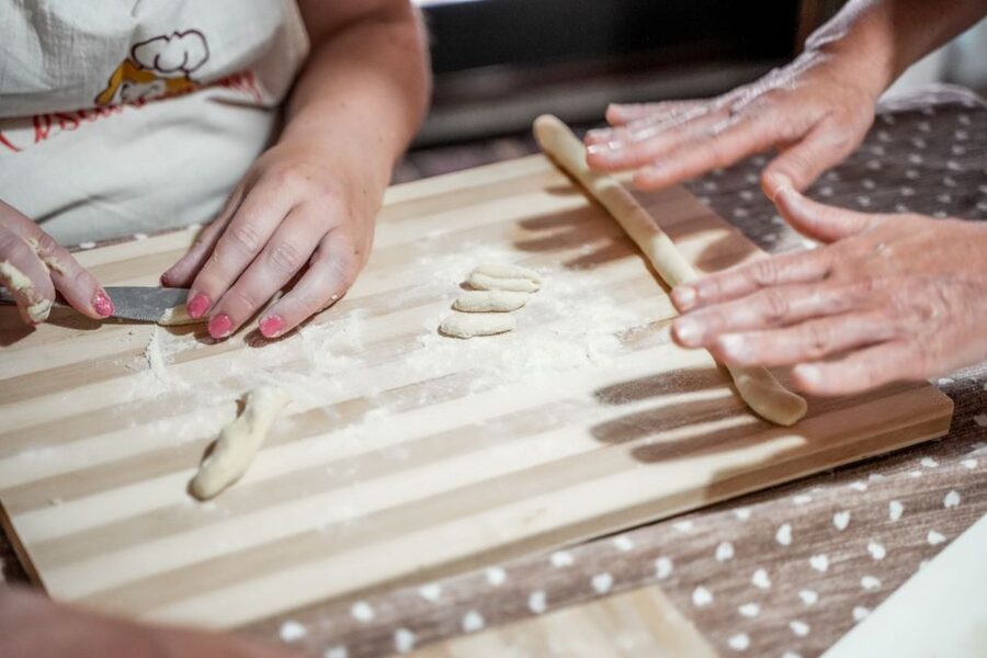 Cook with Mimma: Optional Market Tour & Puglian Flavors - Key points to know before booking