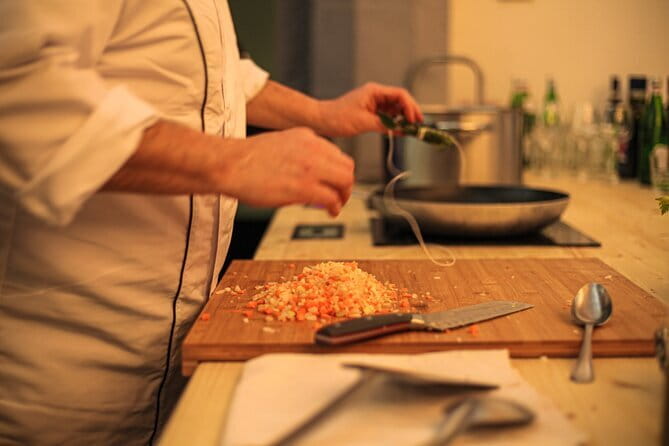 Cooking Art Brunelleschi - Cooking pasta in a Florentine tower