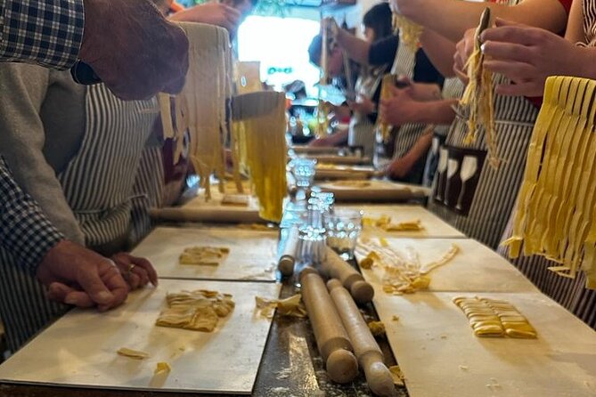 Cooking Class 2 Hour Spanish Steps - Fettucine and Tiramisù - Group size, pace, and the social side
