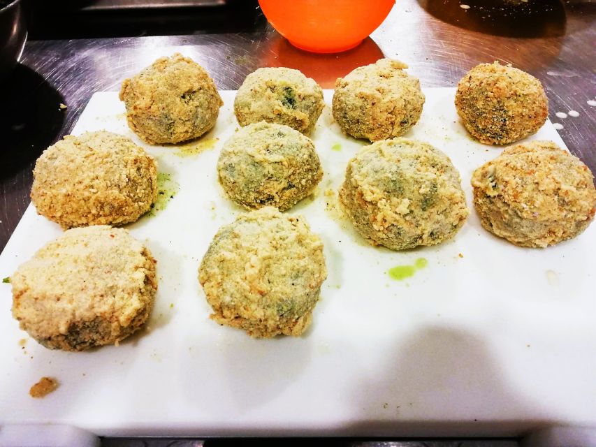 Cooking Class Arancini in Catania - The final tasting is part of the lesson