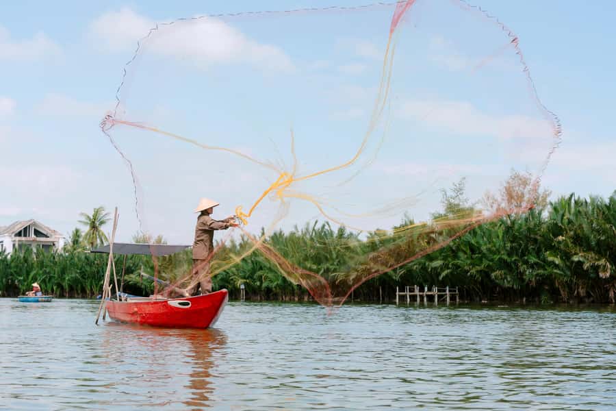 COOKING CLASS & BASKET BOAT - Morning or Afternoon: Choosing the Better Fit
