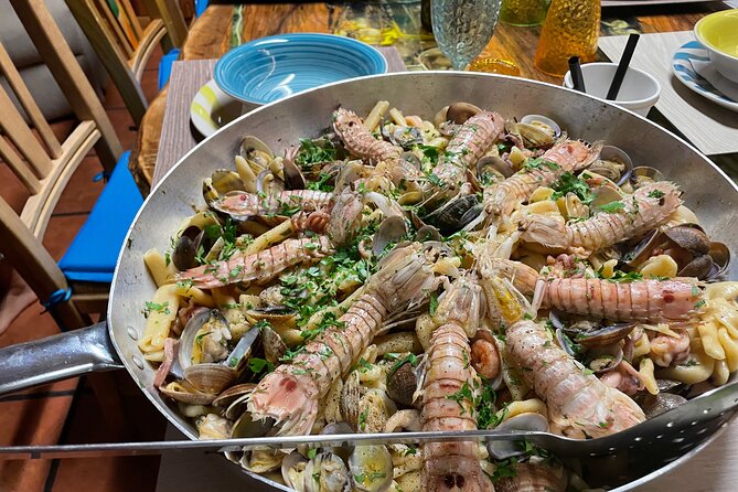 Cooking class, dinner and wine tasting near Lecce - Who will enjoy this most
