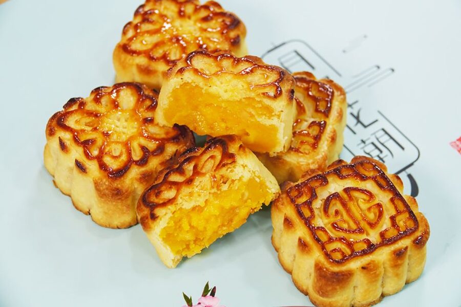 Cooking Class - HK Egg Tarts & Egg Custard Mooncakes - Eating fresh or packing the pastries