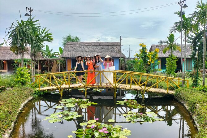 Cooking Class Hoi An - Organic Garden - Farming Tour-Handicrafts - Walking through Caman’s organic garden