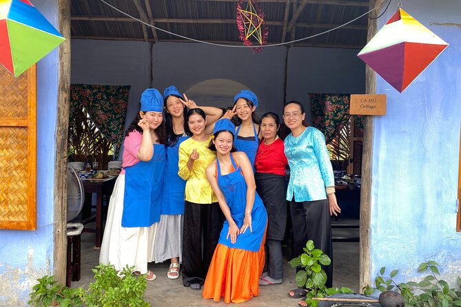 Cooking Class Hoi An - Organic Garden - Farming Tour-Handicrafts - What the $33.63 price really covers