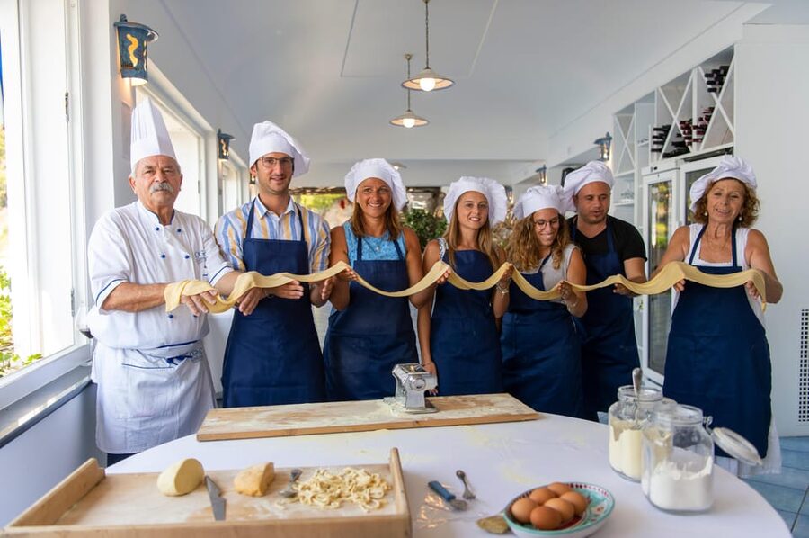 Cooking class: How to make Ravioli, Tagliatelle & Tiramisù! - Should you book the Praiano pasta class?