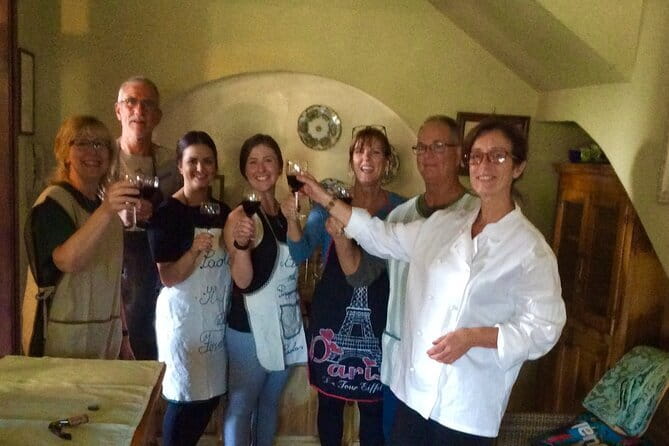 Cooking Class in a Florentine Villa with Transfer for small group - Leaving Florence for a villa in the hills