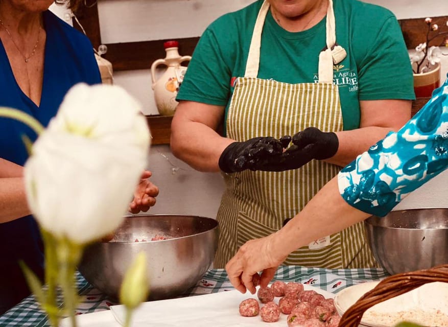 Cooking Class in a Historic Home in the Heart of Brindisi - Cooking orecchiette in a Brindisi family home