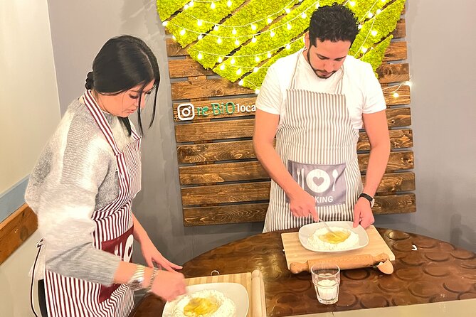 Cooking Class in Rome: Make Fettucine & Tiramisù with Chef Paolo - A central location with one practical warning