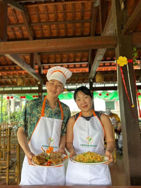 Cooking Class in Tra Que Organic Vegetable Village - Cooking four Vietnamese dishes with a local chef