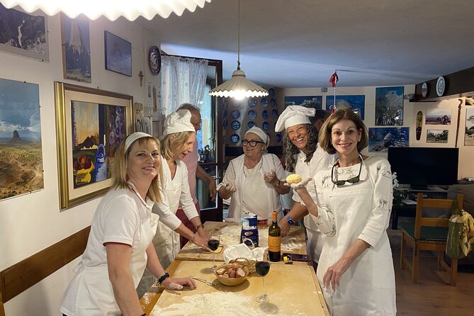 Cooking class in Tuscan Villa near Cortona - Tiramisu made at the same table