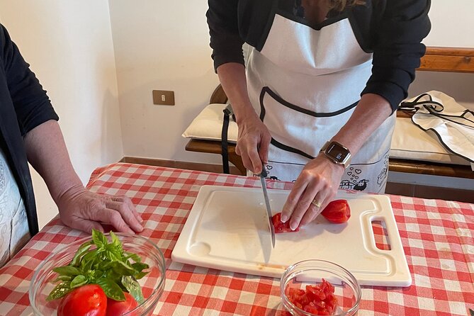 Cooking Class in Tuscany - Leaving Florence for a Tuscan kitchen